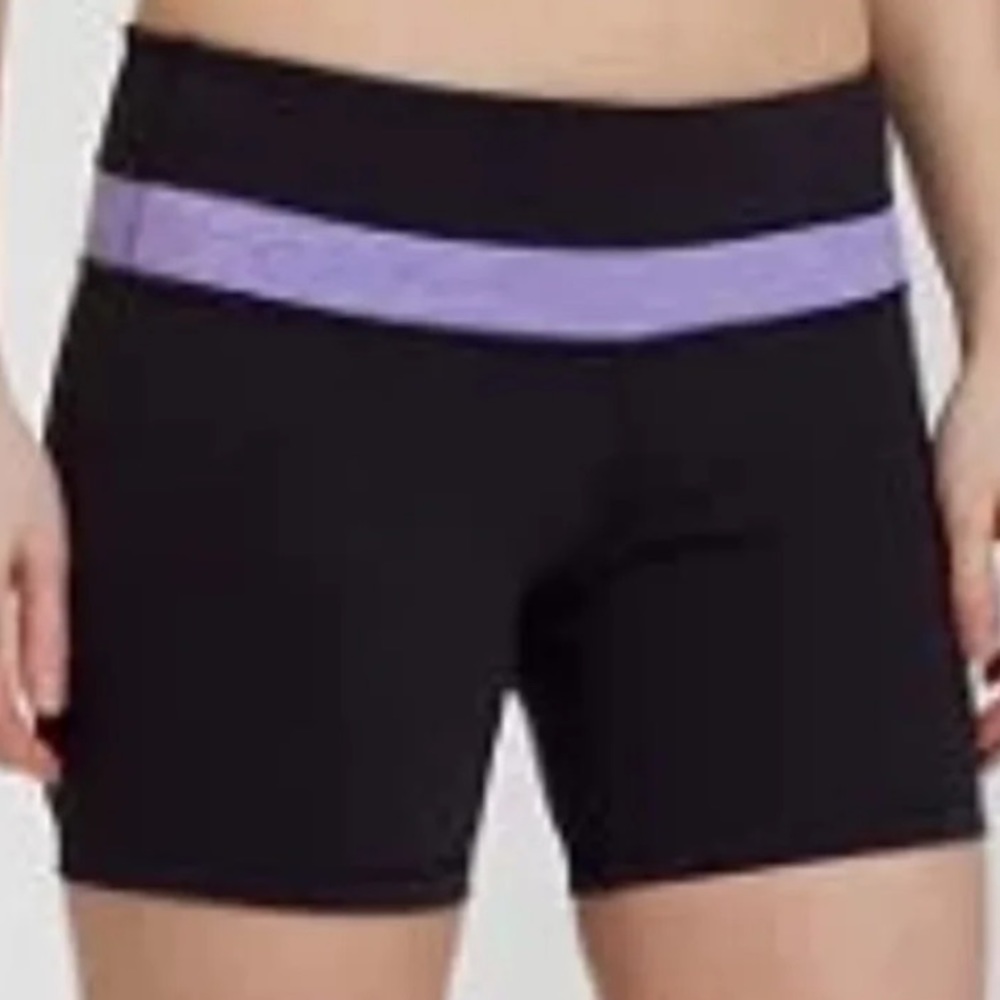 LULULEMON BLUE PURPLE GROOVE SHORTS